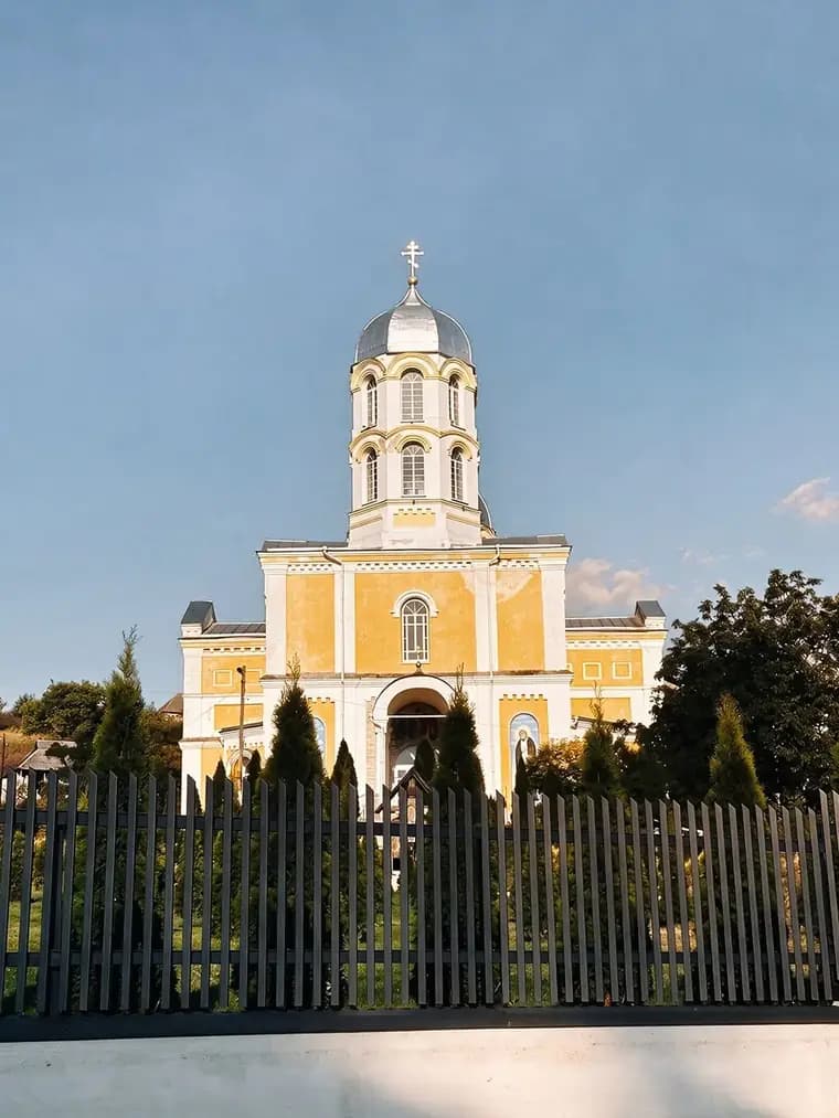 Gard vertical combinat cu IL40 — biserica din Molovata, Molovata, r. Dubăsari